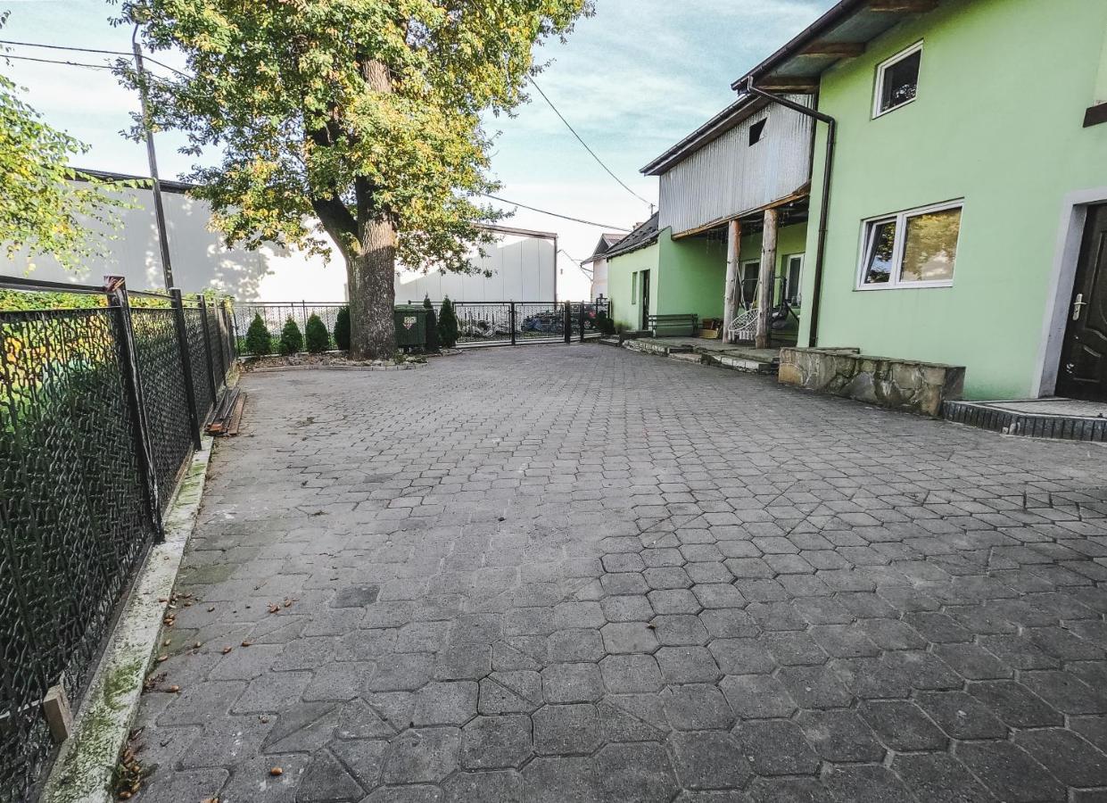 Twoja Przestrzen Noclegi Pokoje Mieszkanie Do Wynajecia Nowy Sącz Exteriör bild